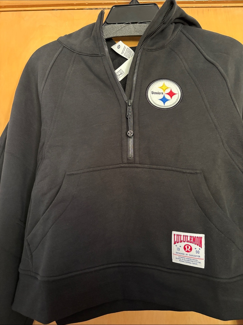 lululemon scuba Steeler’s Officially Licensed NFL Apparel NWT